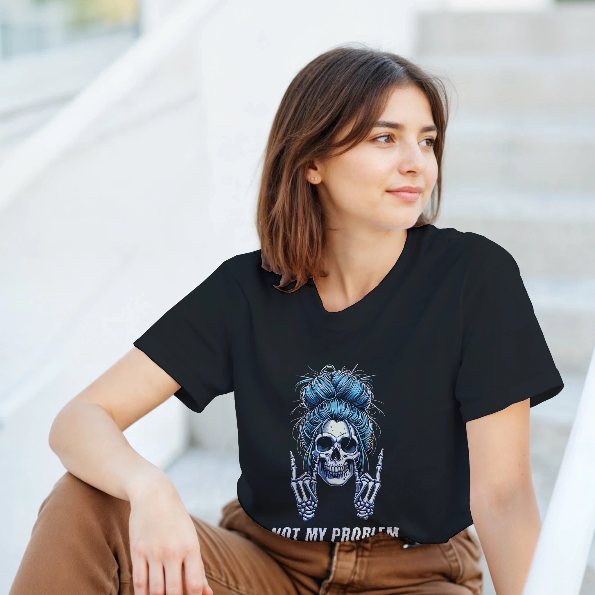 Not My Problem T-Shirt – Herren Lifestyle, Mann trägt T-Shirt, Frontalansicht