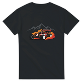 Minimalistisches RC Auto T-Shirt – T-Shirt Produktfoto, Vorderseite auf schwarzem Hintergrund