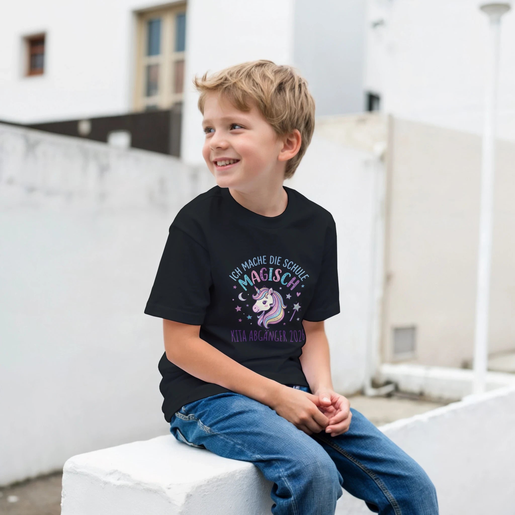 Ich mache die Schule magisch Einhorn Shirt – Kinder T-Shirt Detailbild Kragen