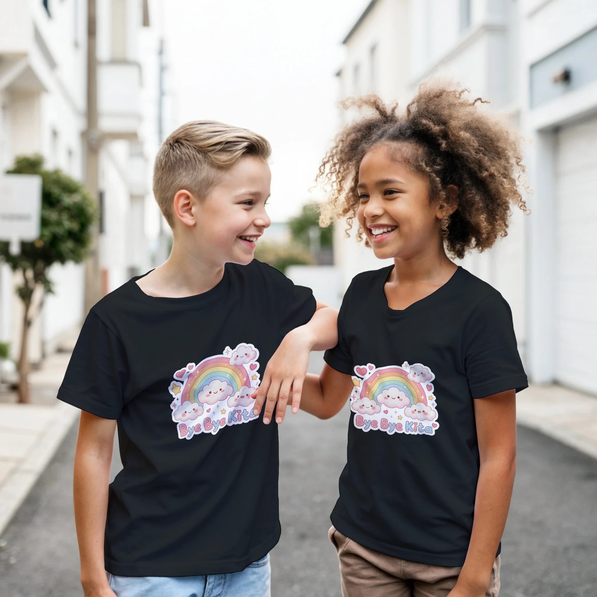 Bye Bye Kita Abschluss Shirt Regenbogen – Kinder T-Shirt Lifestyle Foto