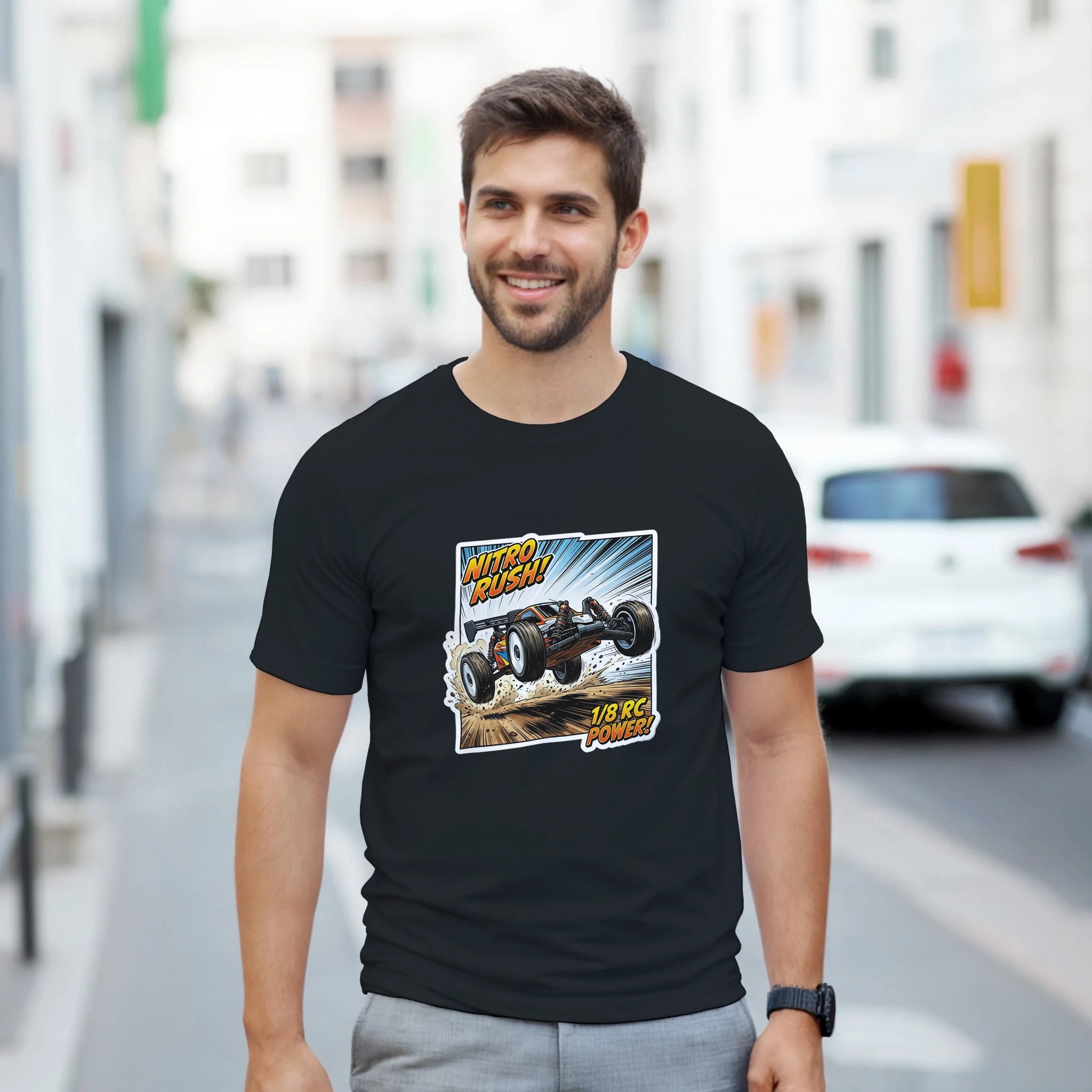 Nitro Rush 1/8 RC Buggy T-Shirt – Herren Lifestyle, Mann trägt T-Shirt, Outdoor Look